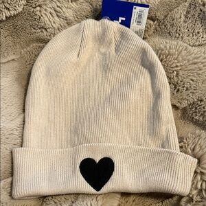 NWT Joy Lab Heart Beanie